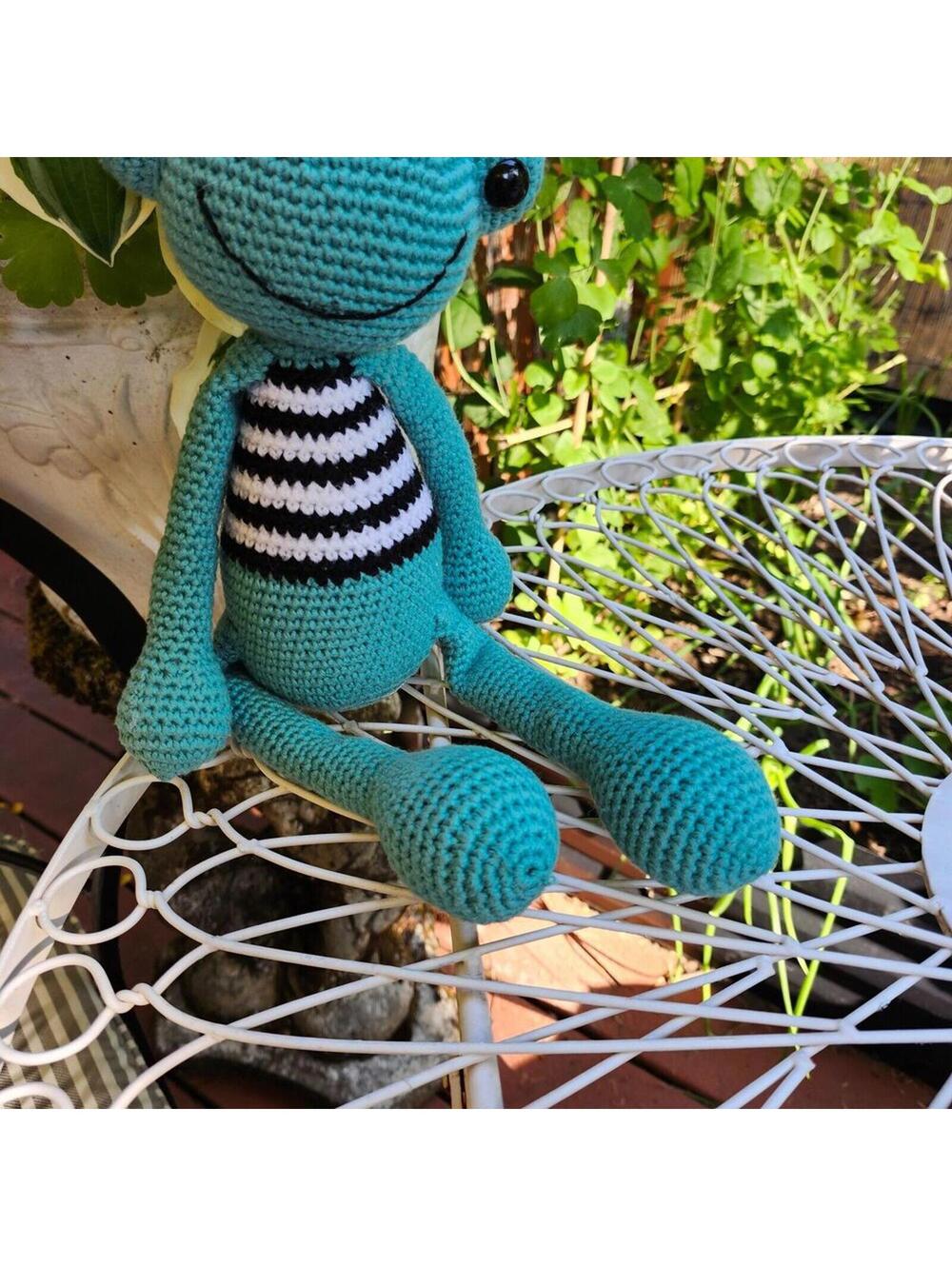 Handmade Crochet Frog Plush Amigurumi Stuffed Animal 18" Long - Picture 3 of 6